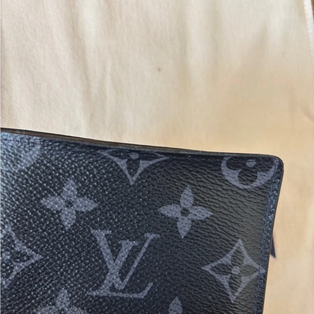 Louis Vuitton black slender monogram wallet in eclipse - Picture 6 of 7
